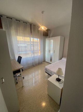 Piso en alquiler en Camino de Ronda - Rosaleda en Granada