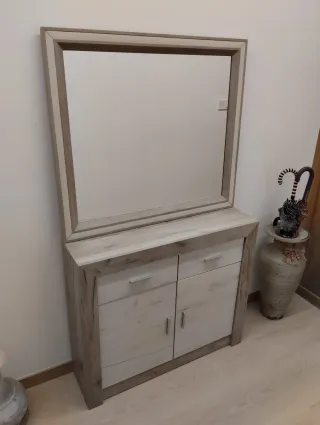 Mueble Auxiliar con Espejo