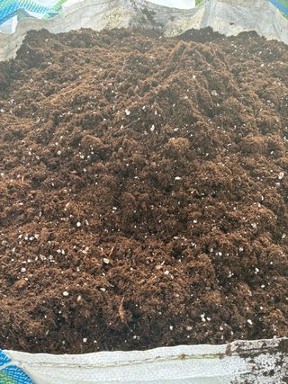 Sacas de tierra vegetal/compost