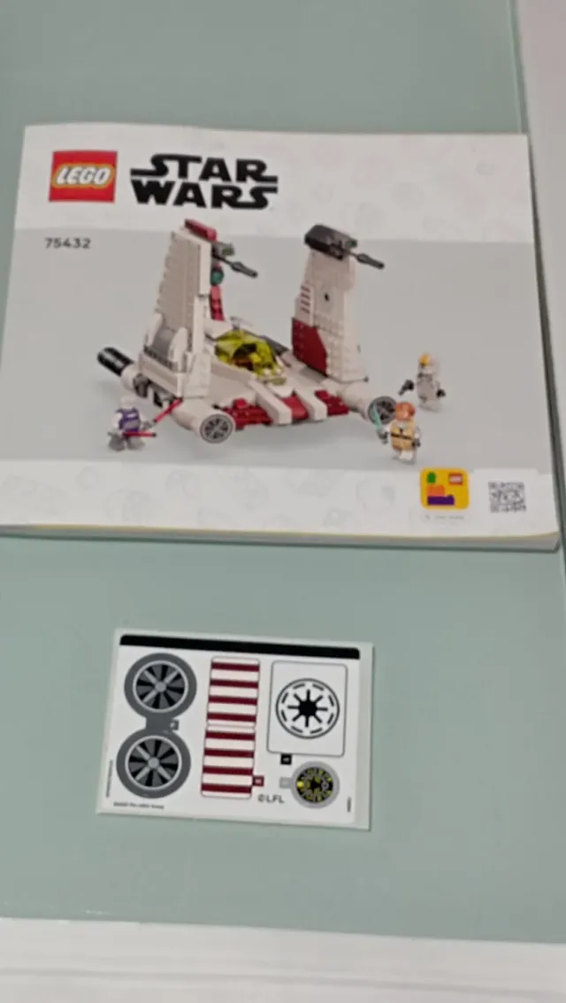 Lego Star Wars 75432 V-19 Torrent Starfighter