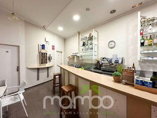 Local comercial en venta en Viña Málaga en Vélez-Málaga