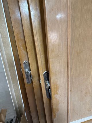 5 Puertas Madera Marrón