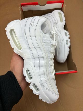 Nike Air Max 95 Essential Triple White