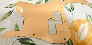 Golpeador Fender Vintera 50' Precision + neckplate