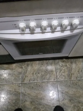 Modelo HC490ME Horno, Vitrocerámica Teka