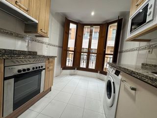 Piso en alquiler en Centro en Gijón