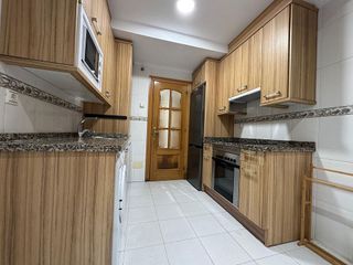 Piso en alquiler en Centro en Gijón