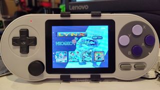 Consola Portátil SF2000