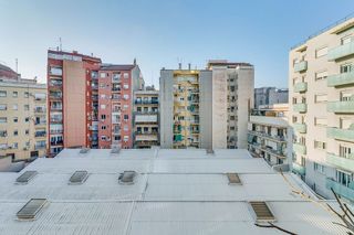 Piso en venta en Navas en Barcelona