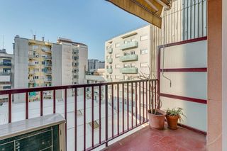 Piso en venta en Navas en Barcelona