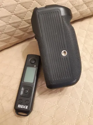 Meike MK-A9 Pro Impugnatura Vertical + Telecomando