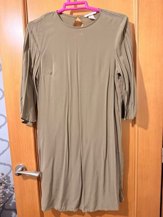 Vestido fluido media manga