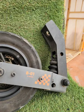 Rueda de E-scooter kukirin G4 B-01 con freno