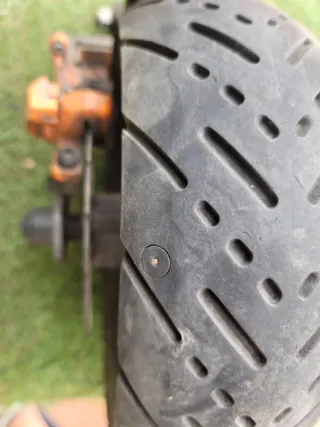 Rueda de E-scooter kukirin G4 B-01 con freno