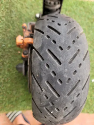 Rueda de E-scooter kukirin G4 B-01 con freno