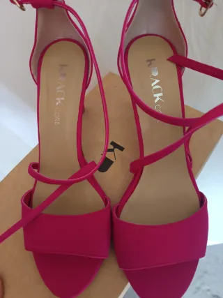 Sandalias rosa fucsia Krack