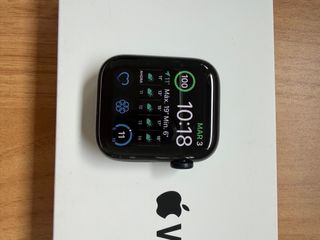 Apple Watch SE 2 40mm Space Gray