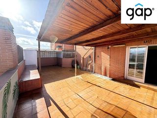 Piso en venta en Los Rosales en Madrid