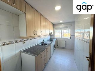 Piso en venta en Los Rosales en Madrid