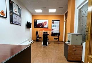 Local comercial en venta en El Pilar en Albacete