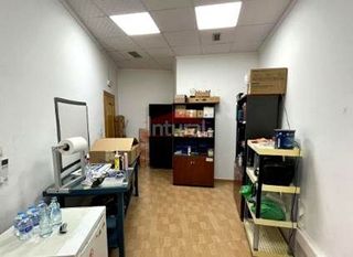 Local comercial en venta en El Pilar en Albacete