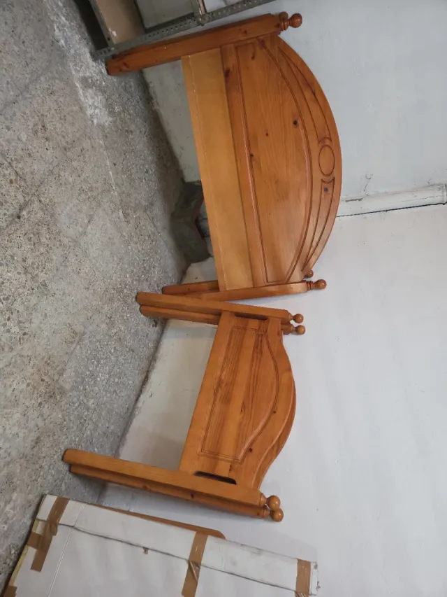 Cabecero de cama de pino