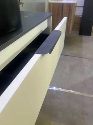 Mueble de baño 80cm con lavabo negro