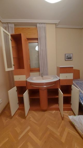 Mueble de baño con lavabo