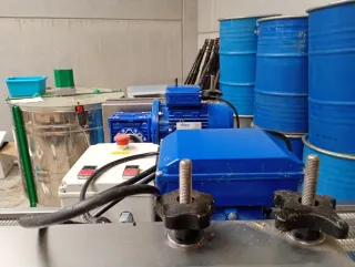 Desoperculadora eléctrica S.C.A.