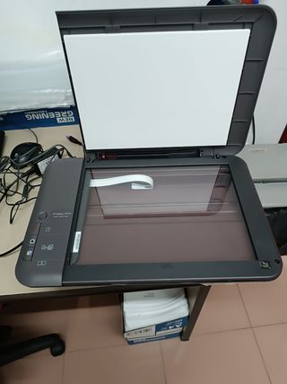 Impresora HP Deskjet 1050A Multifunción