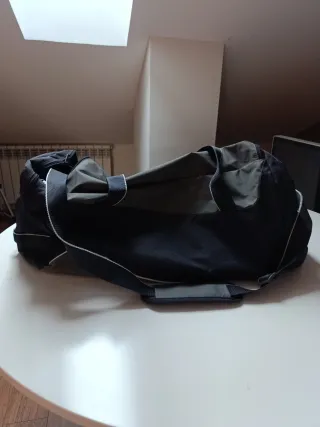 Bolsa de deporte Adidas negra