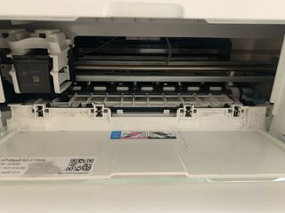Impresora HP Azul y Blanca