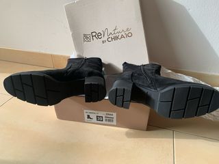 Botín ReNature by Chika10 Talla 39 Negro