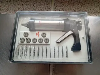 Pistola para repostería con accesorios