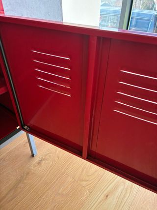 Mueble TV/Taquilla Metálica Roja