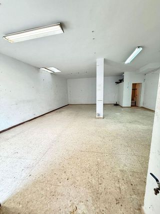 Garaje en venta en Alcalá del Río