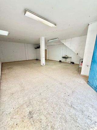 Garaje en venta en Alcalá del Río