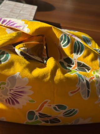 Borsa in stoffa floreale interno giallo