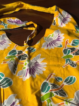 Borsa in stoffa floreale interno giallo