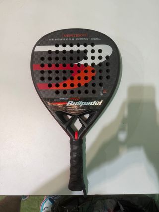 Pala Bullpadel Vertex 03 - 3 partidos