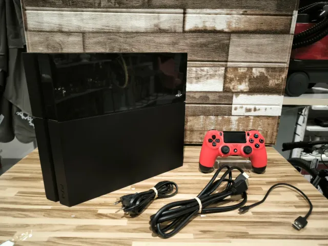 Consola PS4 500GB FAT Negra