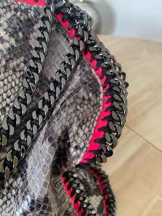 Borsa pieghevole Falabella di Stella McCartney con stampa pitone