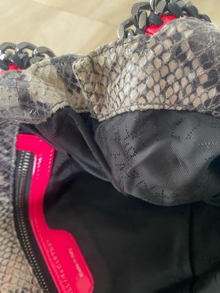 Borsa pieghevole Falabella di Stella McCartney con stampa pitone