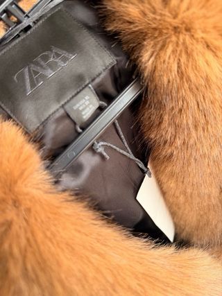 Americana Zara con cuello de pelo