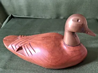 Figura Pato Vintage India Madera y Bronce