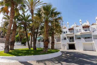 Casa adosada en venta en Almuñecar en Almuñécar
