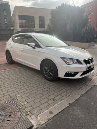 SEAT Leon 2019 impoluto