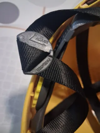 Casco alpinismo Ecrin nuevo.