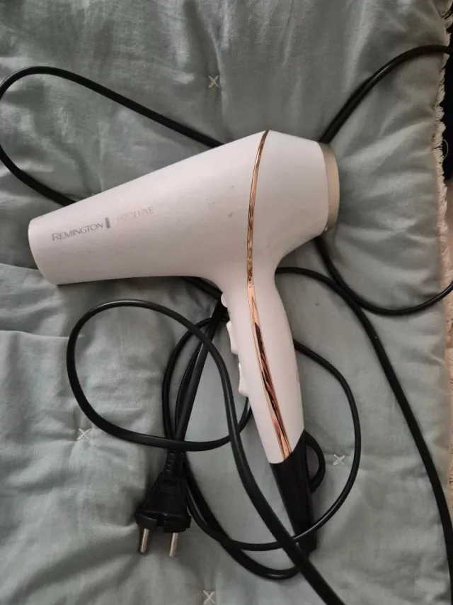 Secador de pelo Remington PROluxe
