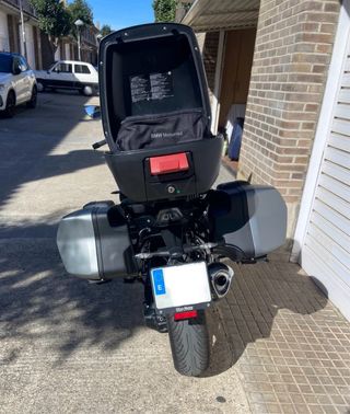 BMW R 1200 RS en excelente estado